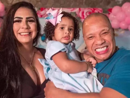 Viúva de Anderson Leonardo é criticada após chorar por pensão e declara: “Cansei” 31 Viúva de Anderson Leonardo é criticada após chorar por pensão e declara: “Cansei”