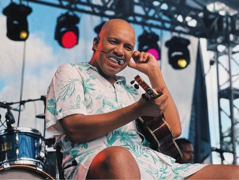 Viúva de Anderson do Molejo chora ao revelar cancelamento da pensão da filha 31 Anderson Leonardo apresenta melhora e deixa a UTI com quadro estável