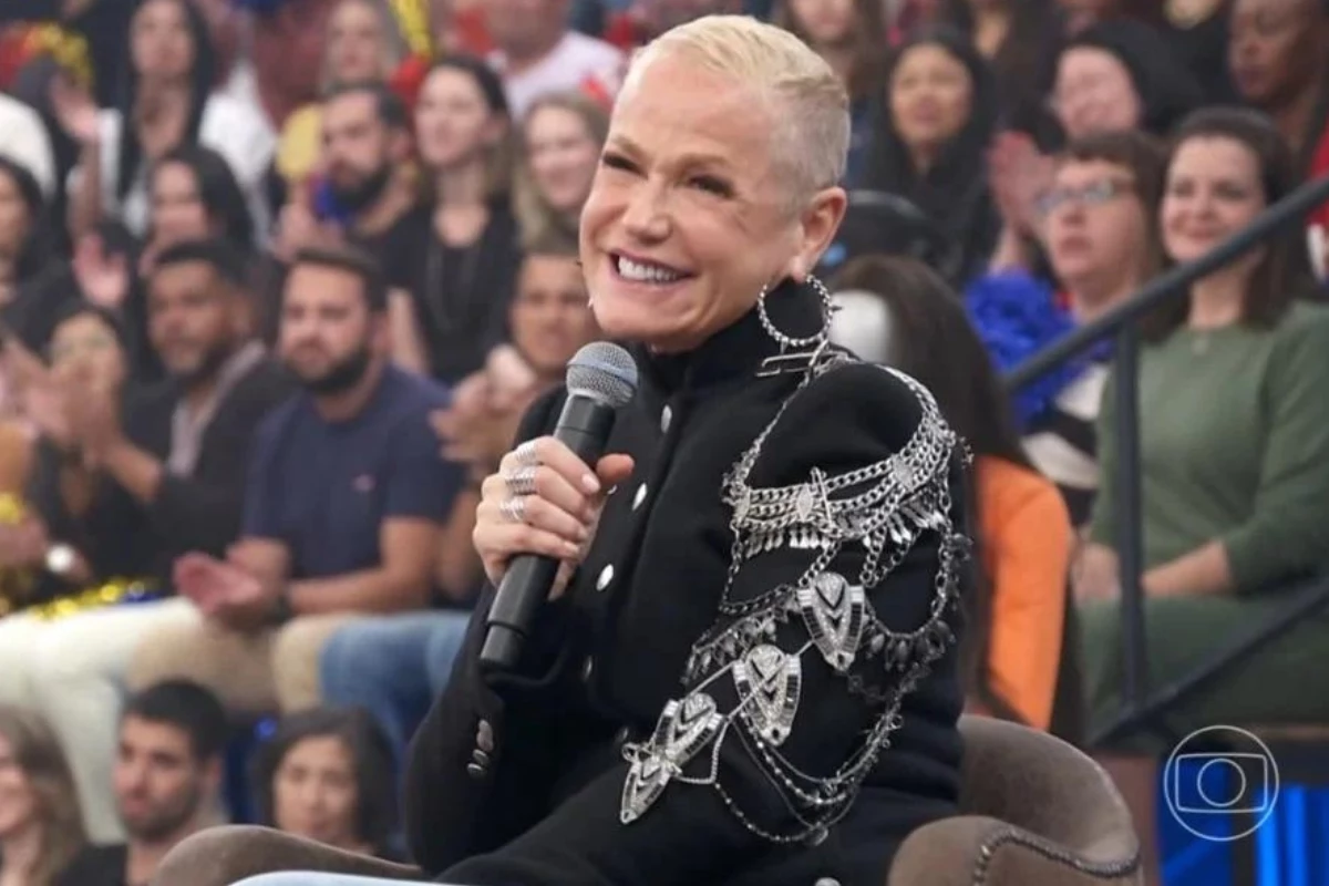 Xuxa Meneghel emociona ao se declarar no Altas Horas: ‘Eu sou uma drag assumida’ 31 Xuxa Meneghel emociona ao se declarar no Altas Horas ‘Eu