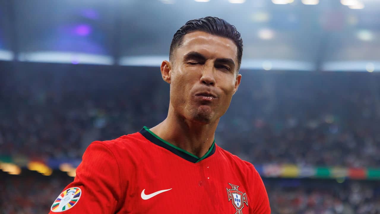 Além dos gols: A fortuna que Ronaldo faz com as clínicas capilares 31 Alem dos gols A fortuna que Ronaldo faz com as