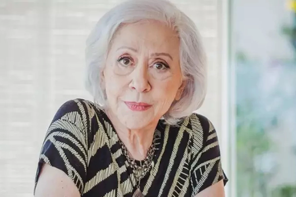 Aos 95 anos, Fernanda Montenegro fala sobre perdas constantes de pessoas queridas: ‘buraco de saudade’ 31 Aos 95 anos Fernanda Montenegro fala sobre perdas constantes de