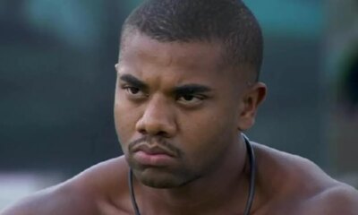 Apos alegar ter apenas R 2 e pedir pix aos