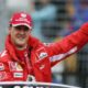 Apos mais de uma decada desde o acidente Schumacher aparece