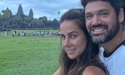 Carol Barcellos e Marcelo Courrege postam  foto romântica durante viagem