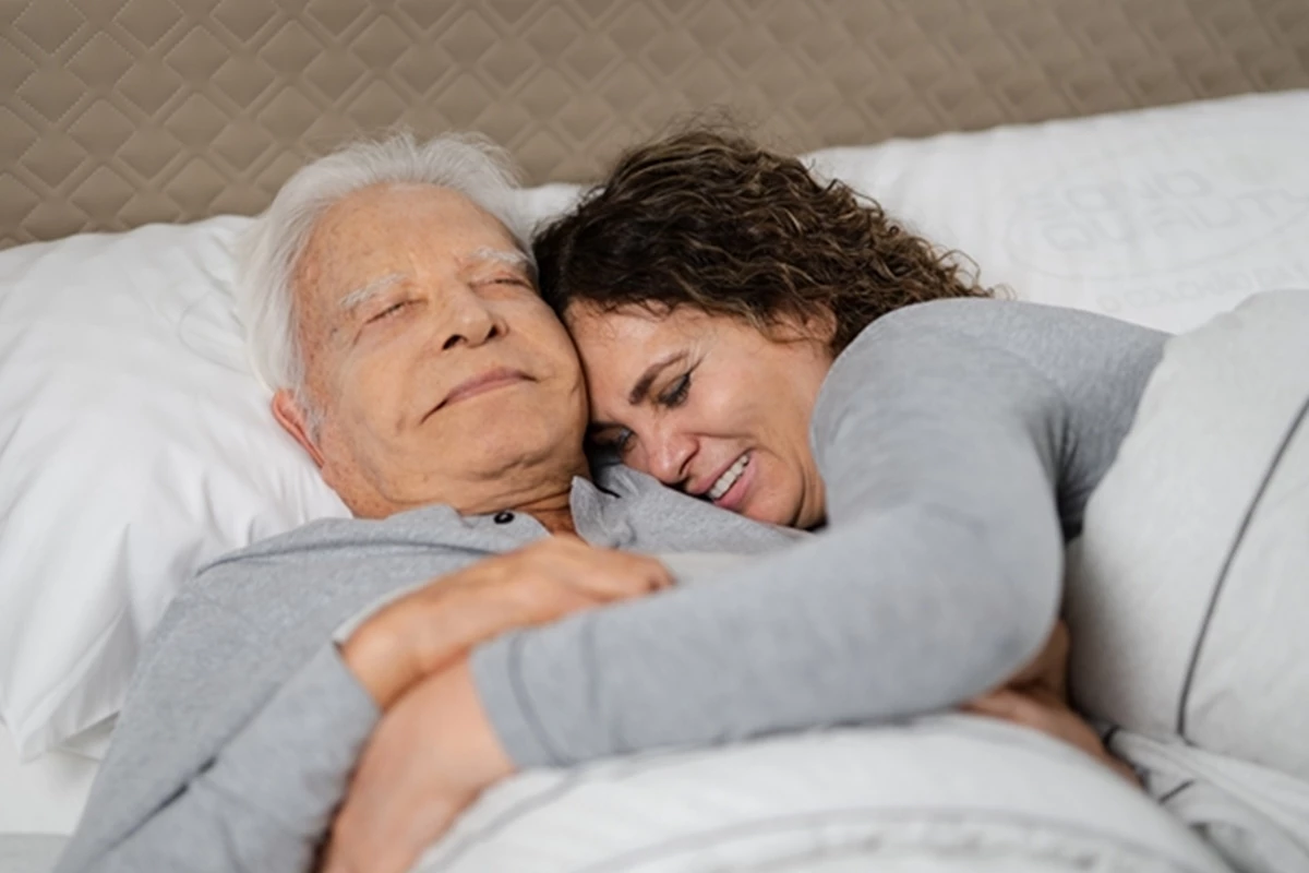 Cid Moreira faleceu de mãos dadas com a esposa, aos 97 anos 31 Cid Moreira faleceu de maos dadas com a esposa aos