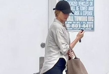 Grávida do terceiro filho, Gisele Bündchen mostra barriguinha em dia de pilates