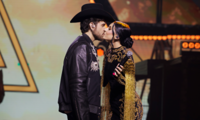 Gustavo Mioto e Ana Castela protagonizam beijão durante gravação de DVD em SP