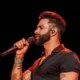 Gusttavo Lima defende sua trajetoria e fala sobre origem do