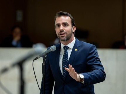 “Jamais encostaria a mão em uma mulher”, afirma ex-marido de Cíntia Chagas 31 “Jamais encostaria a mão em uma mulher”, afirma ex-marido de Cíntia Chagas