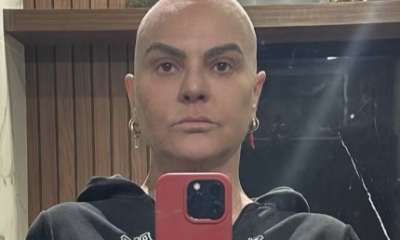 Mãe de Isis Valverde celebra última quimioterapia e atriz participa por vídeo