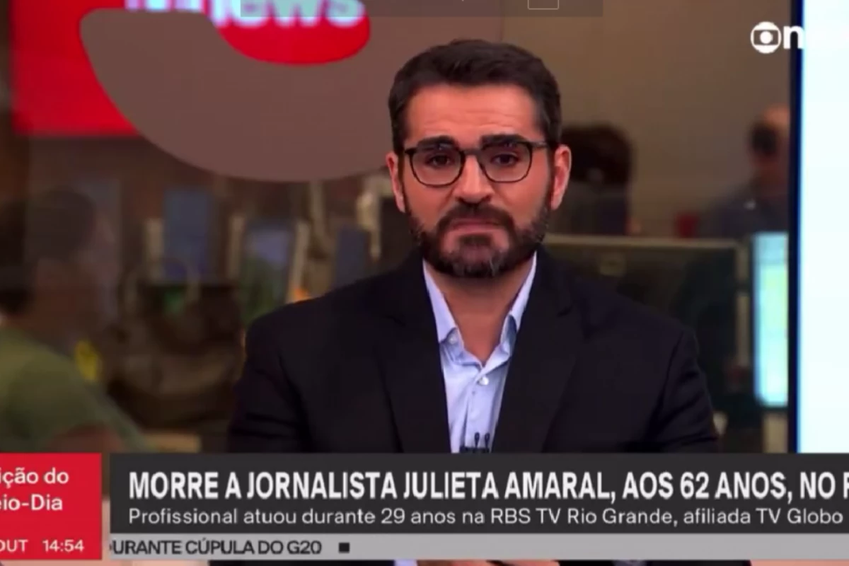 Marcelo Cosme cai no choro e é consolado ao noticiar morte de jornalista da Globo 31 Marcelo Cosme cai no choro e e consolado ao noticiar