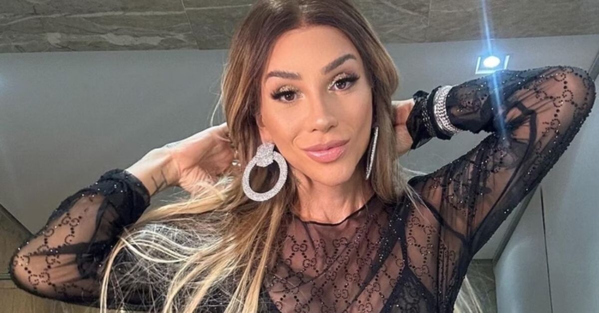 Maya Massafera da beijao em novo affair e fala da