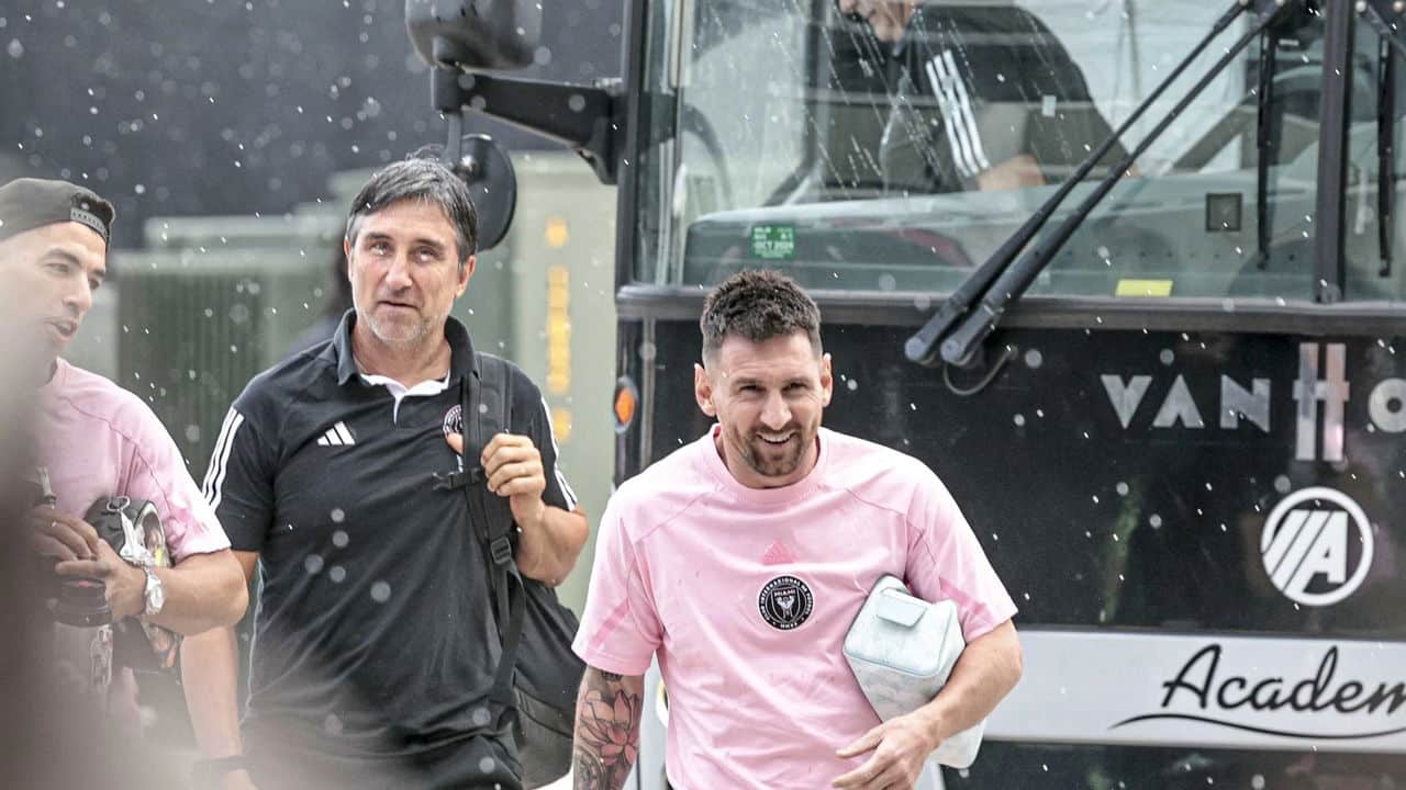 Messi fora do Mundial de Clubes? Técnico do Inter dá resposta 31 Messi fora do Mundial de Clubes Tecnico do Inter da