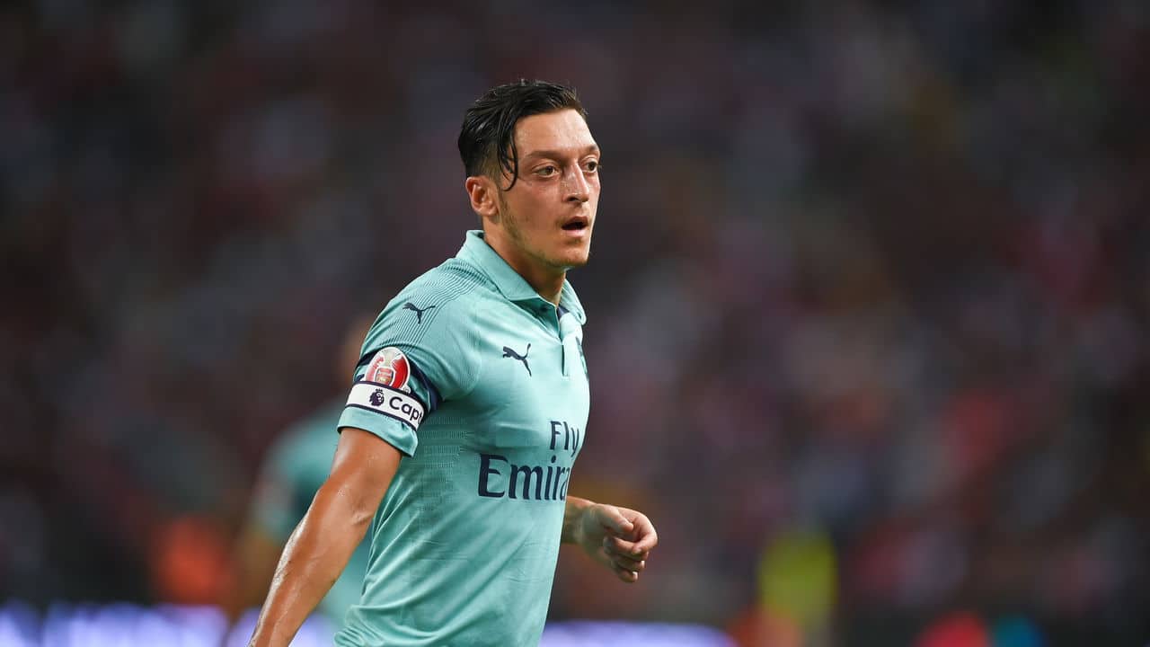 Mesut Özil quebra o silêncio e revela seu favorito entre Messi e CR7 31 Mesut Ozil quebra o silencio e revela seu favorito entre