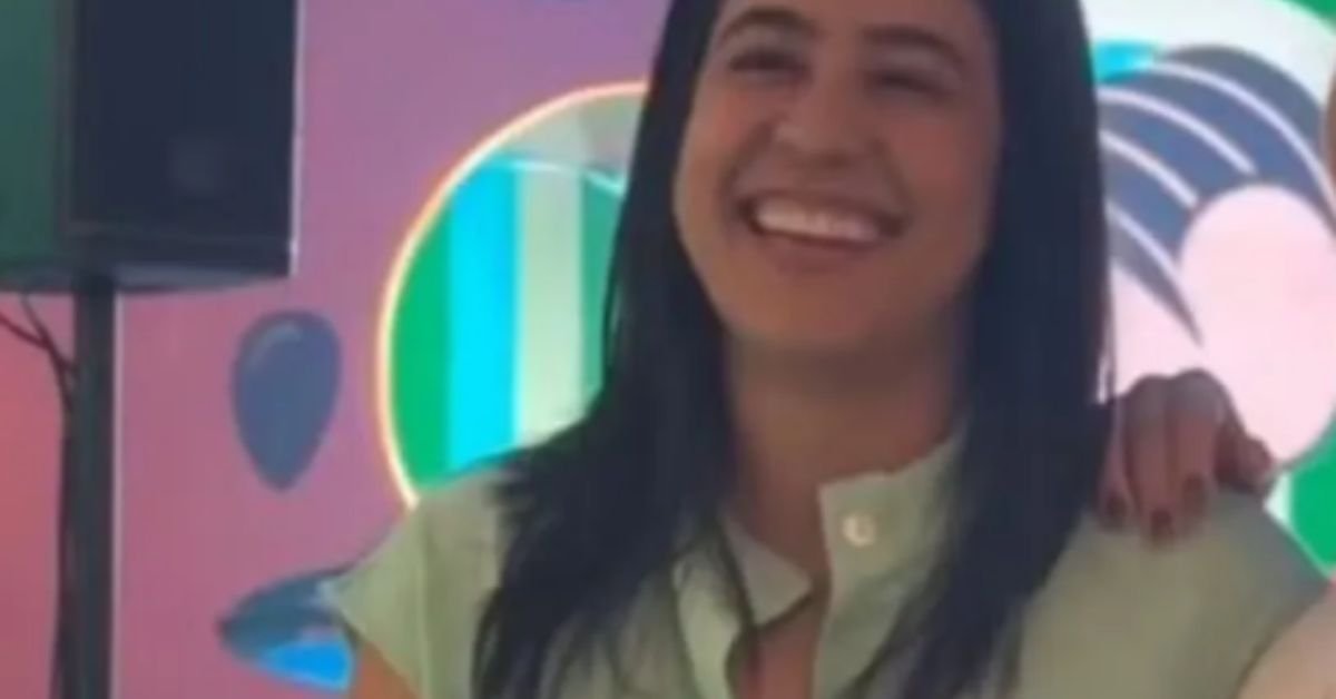 Namorada da filha de Leonardo aparece em evento com a