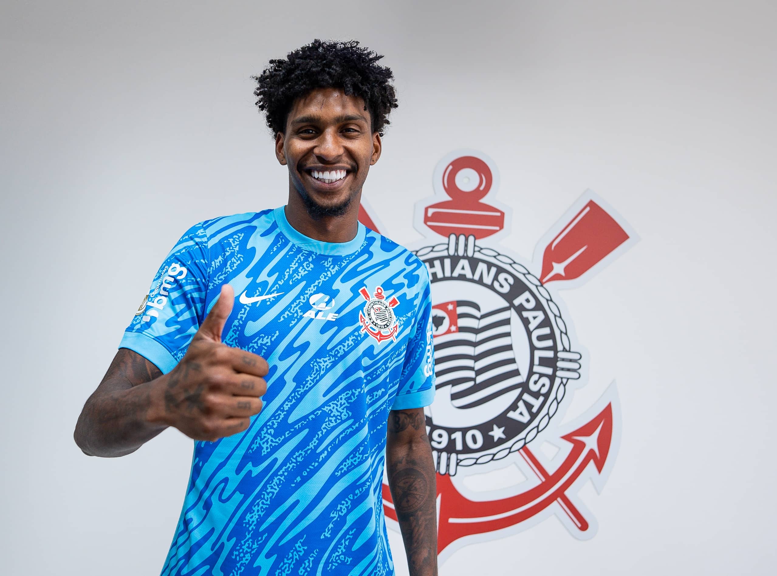 Regras do jogo: Corinthians paga R$ 500 mil ao Flamengo por Hugo Souza 31 Regras do jogo Corinthians paga R 500 mil ao Flamengo