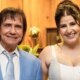Roberto Carlos se manifesta apos cerimonia de casamento e recebe