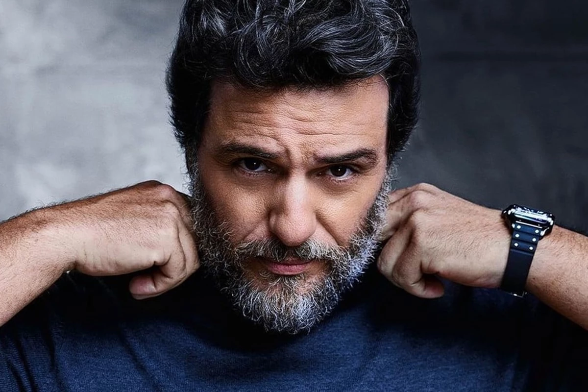 Rodrigo Lombardi desabafa sobre fã que quase o fez perder a cabeça: ‘queria falar tanta coisa’ 31 Rodrigo Lombardi desabafa sobre fa que quase o fez perder