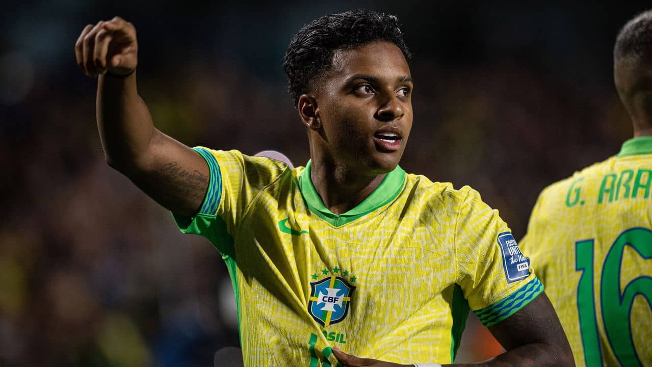 Rodrygo faz apelo e pede pela volta de Neymar 'o mais rápido possível' 31 Rodrygo faz apelo e pede pela volta de Neymar o