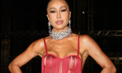 Sabrina faz 1ª aparição após confirmação de gravidez e garante desfile no Carnaval