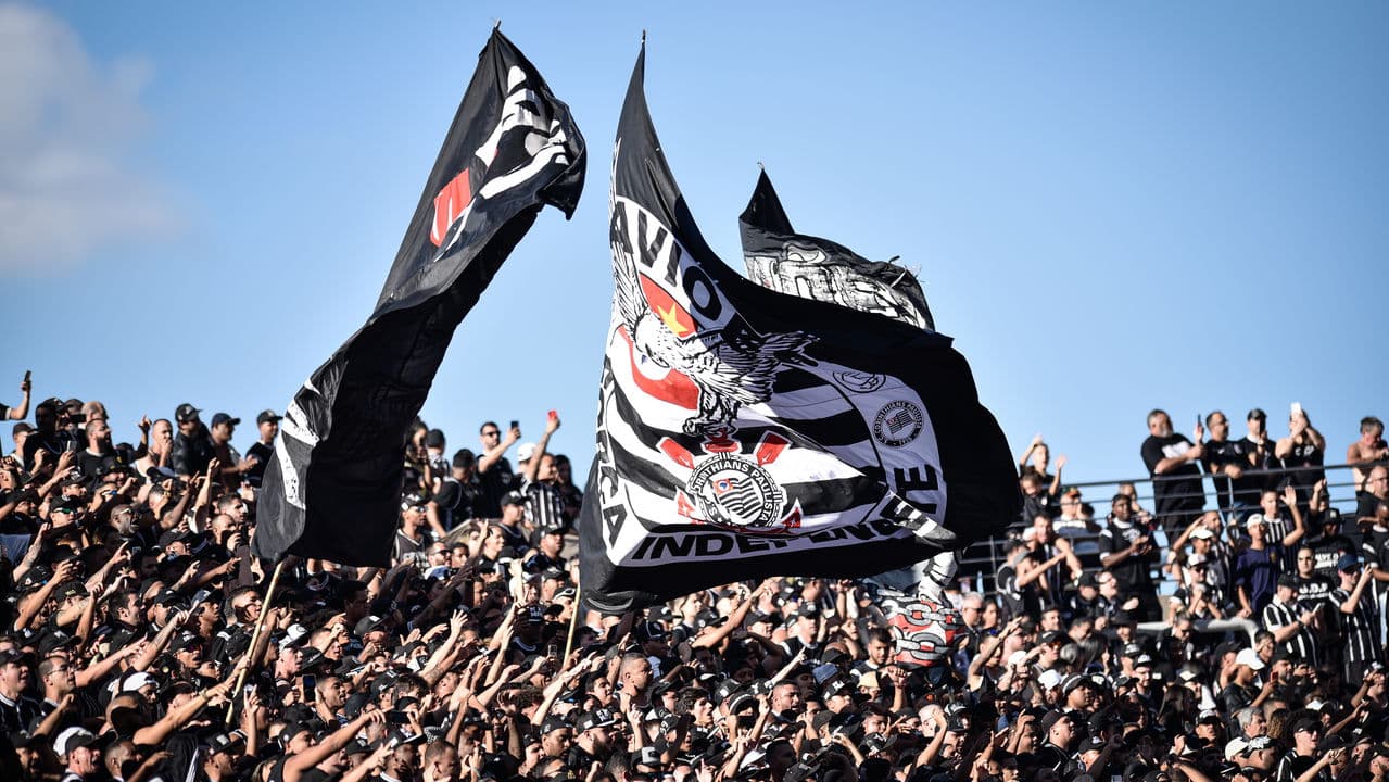 Torcida do Corinthians unida para quitar estádio: meta de R$ 700 milhões 31 Torcida do Corinthians unida para quitar estadio meta de R 700