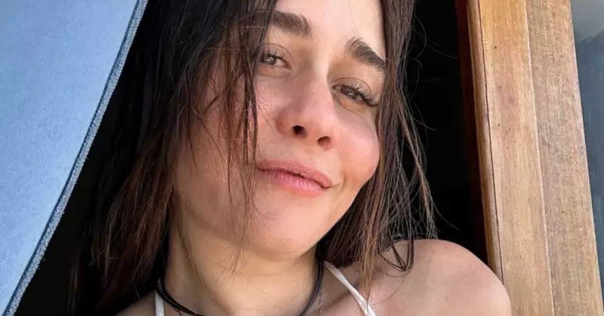 Alessandra Negrini estaria curtindo viagem ao lado de personal apontado como novo affair, segundo colunista 31 Alessandra Negrini estaria curtindo viagem ao lado de personal apontado