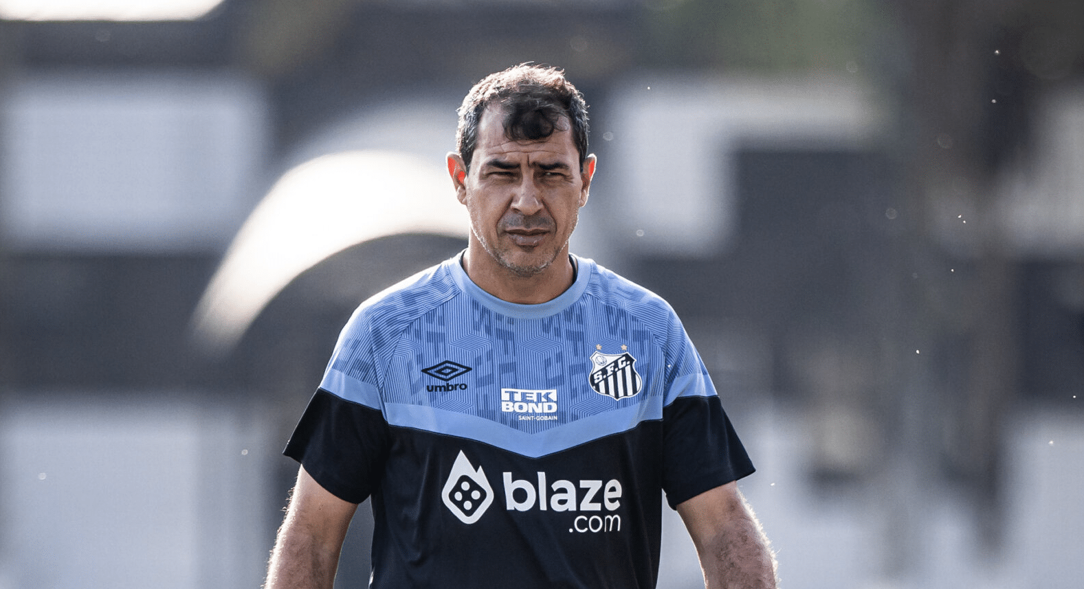 Carille elogia auxiliar, mas seu futuro no Santos é mistério 31 Carille elogia auxiliar mas seu futuro no Santos e misterio
