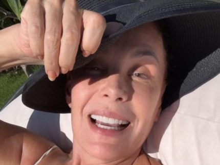 Carolina Ferraz passa férias sozinha e rebate críticas sobre magreza 31 Carolina Ferraz passa férias sozinha e rebate críticas sobre magreza