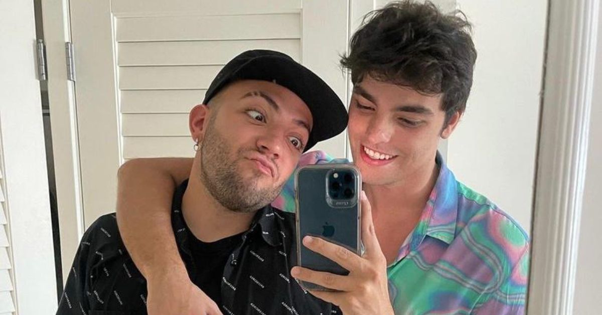 Casal realiza cerimonia luxuosa em Sao Paulo