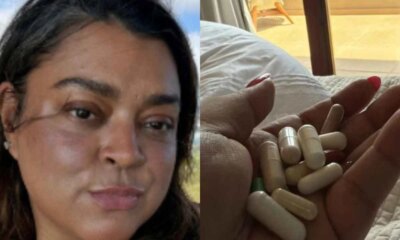 Com a mao repleta de remedios Preta Gil conversa com
