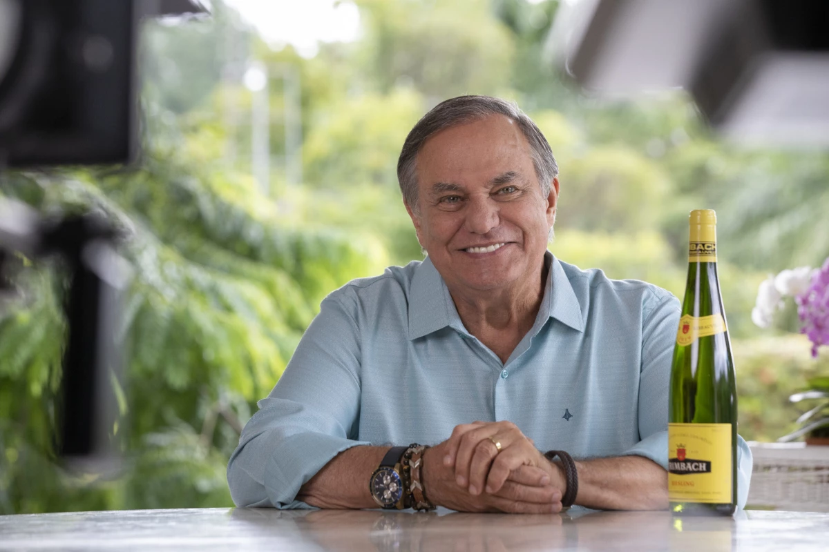 Coube à esposa de Ronnie Von trazer a notícia sobre estado de saúde do cantor após acidente: ‘vi o tombo’ 31 Coube a esposa de Ronnie Von trazer a noticia sobre