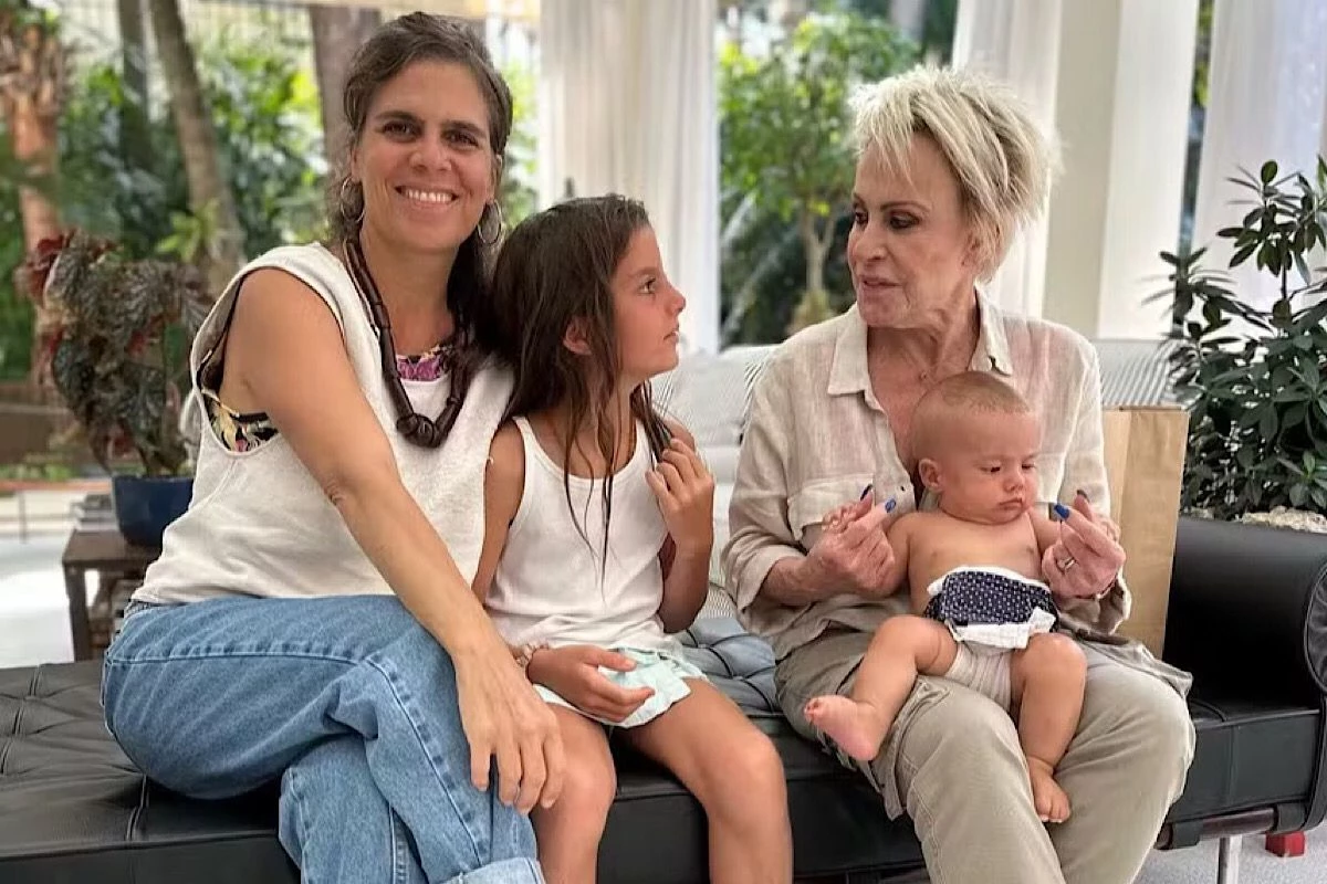 Filha de Ana Maria Braga mostra presentão que ganhou da mãe e agradece: ‘É uma casona’ 33 Filha de Ana Maria Braga mostra presentao que ganhou da