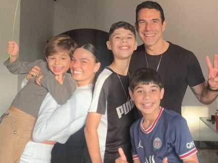 Isis celebra relação do filho com os enteados, filhos de Buaiz: “Ganhei na sena” 31 Isis celebra relação do filho com os enteados, filhos de Buaiz: “Ganhei na sena”