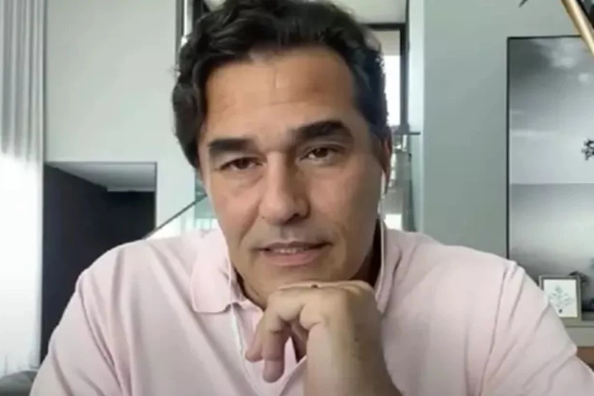Luciano Szafir expõe artista famosa e revela que recusou proposta inusitada: ‘Ela queria os papéis invertidos’ 31 Luciano Szafir expoe artista famosa e revela que recusou proposta