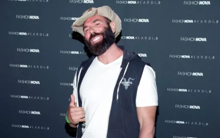 Magnata que aparece em foto com mulher de MC Ryan é dono da marca de Vodka Ignite 31 Magnata que aparece em foto com mulher de MC Ryan é dono da marca de Vodka Ignite