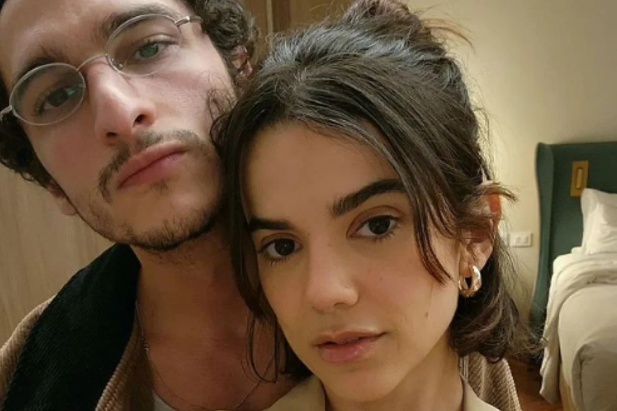 Manu Gavassi está à espera do primeiro filho com o noivo; veja a barriguinha da cantora 33 Manu Gavassi esta a espera do primeiro filho com o