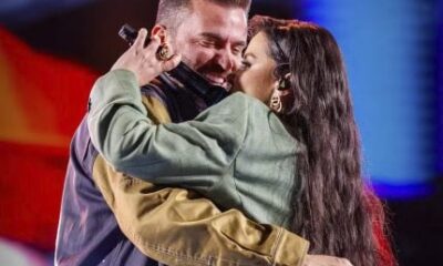Maraisa e Fernando Mocó ficam em clima de romance durante show