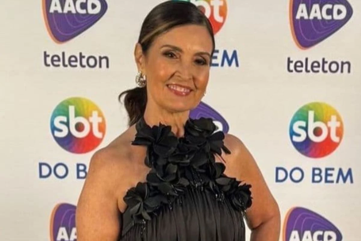 No SBT, Fátima Bernardes agradece recepção e conta porque não esteve antes na emissora 33 No SBT Fatima Bernardes agradece recepcao e conta porque nao