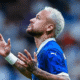 Nova lesao de Neymar acende alerta para a Selecao Brasileira