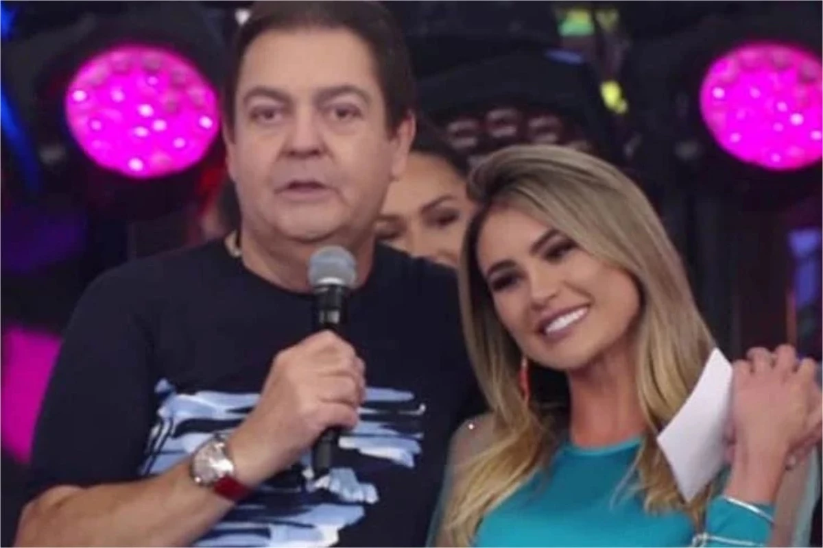 Polícia apreende carro de ex-bailarina do Faustão; o veículo foi avaliado em R$ 400 mil 31 Policia apreende carro de ex bailarina do Faustao o veiculo foi