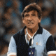 Racing campeao Costas alfineta River Plate e Boca Juniors em