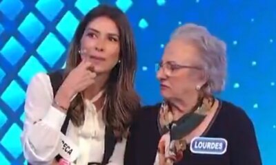 Rebeca quebra o protocolo no Roda a Roda e ajuda