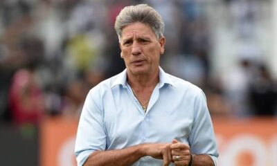 Renato Gaucho tem futuro indefinido no Gremio e recebe sondagens