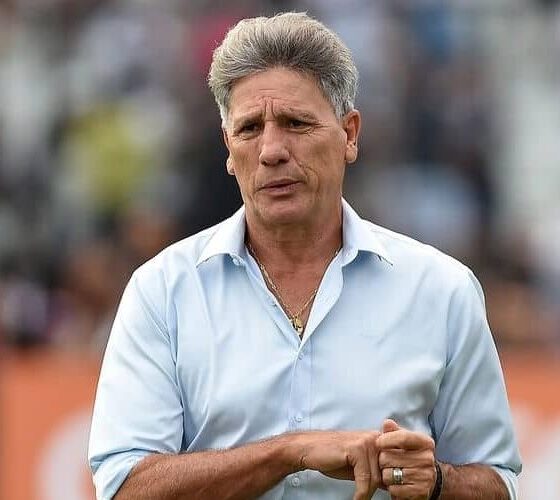 Renato Gaucho tem futuro indefinido no Gremio e recebe sondagens