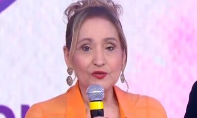 Sonia Abrao fica aos prantos durante programa video