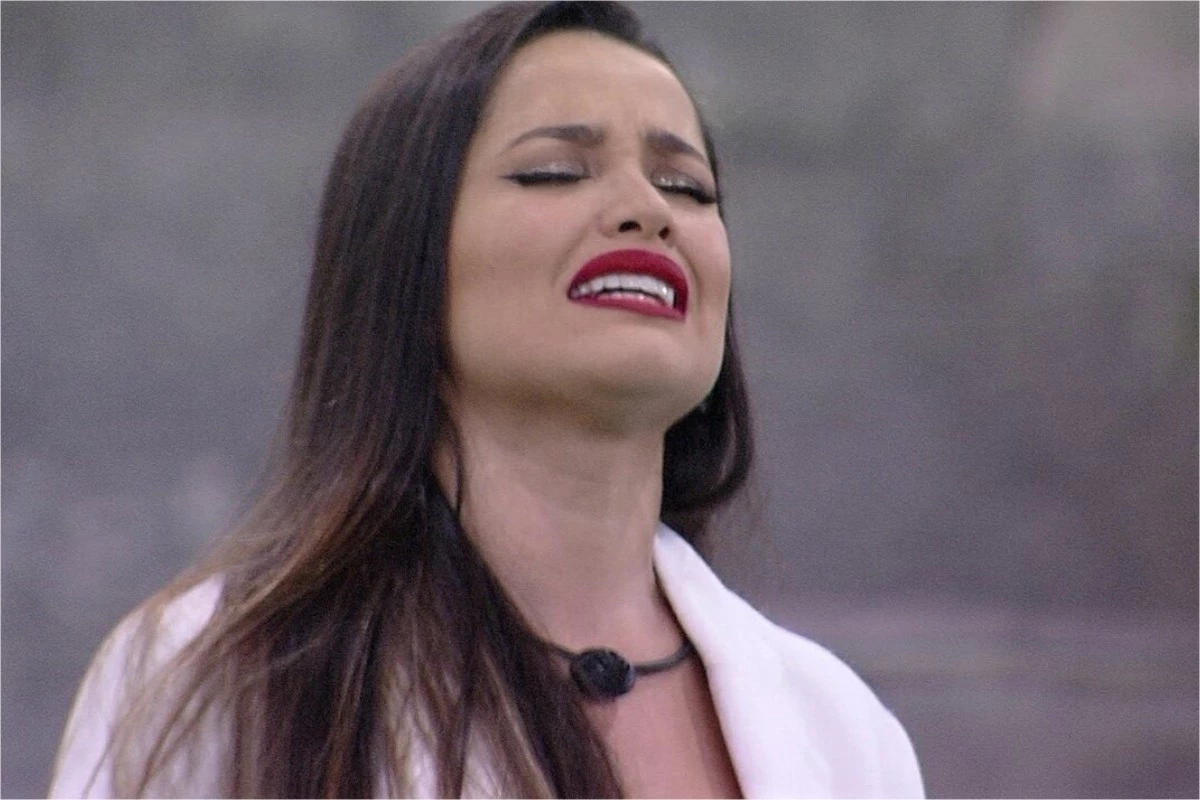Video Juliette lamenta nao ter ajudado a irma que faleceu