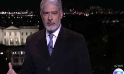 Video William Bonner quebra protocolo ao vivo no JN e
