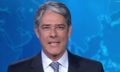 William Bonner nao segurou sua risada no JN diante de