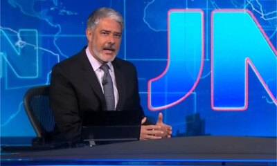 ‘E assim que se faz jornalismo William Bonner nao poupa
