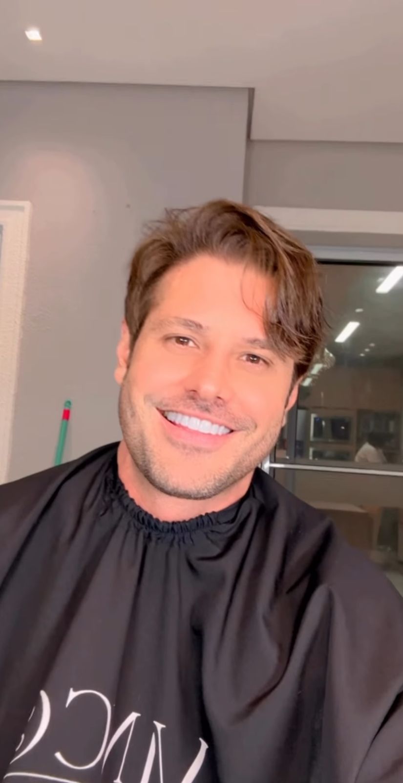 Após pressão de Wanessa, Dado Dolabella corta o cabelo e exibe resultado 31 Reprodução/Instagram